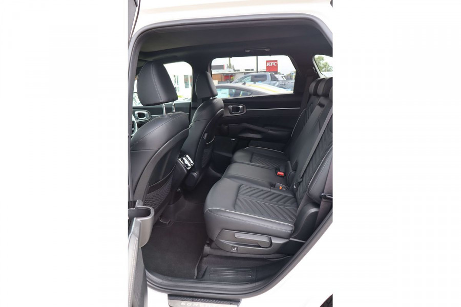 2024 Kia Sorento MQ4 PE HEV GT-Line SUV Image 17