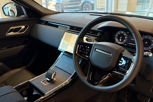 2024 MY25 Land Rover Range Rover Velar L560 P250 Dynamic SE SUV