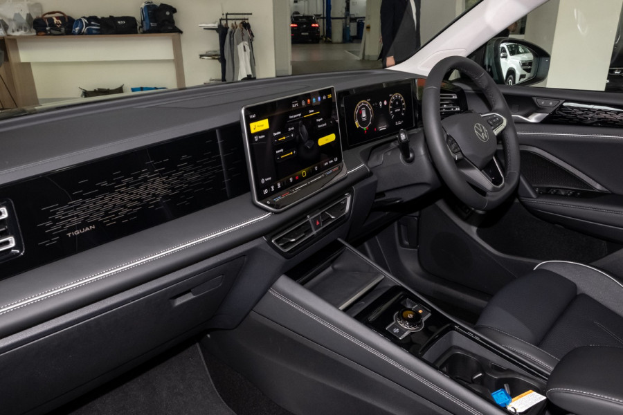 2024 MY25 Volkswagen Tiguan CT 110TSI Elegance SUV Image 8