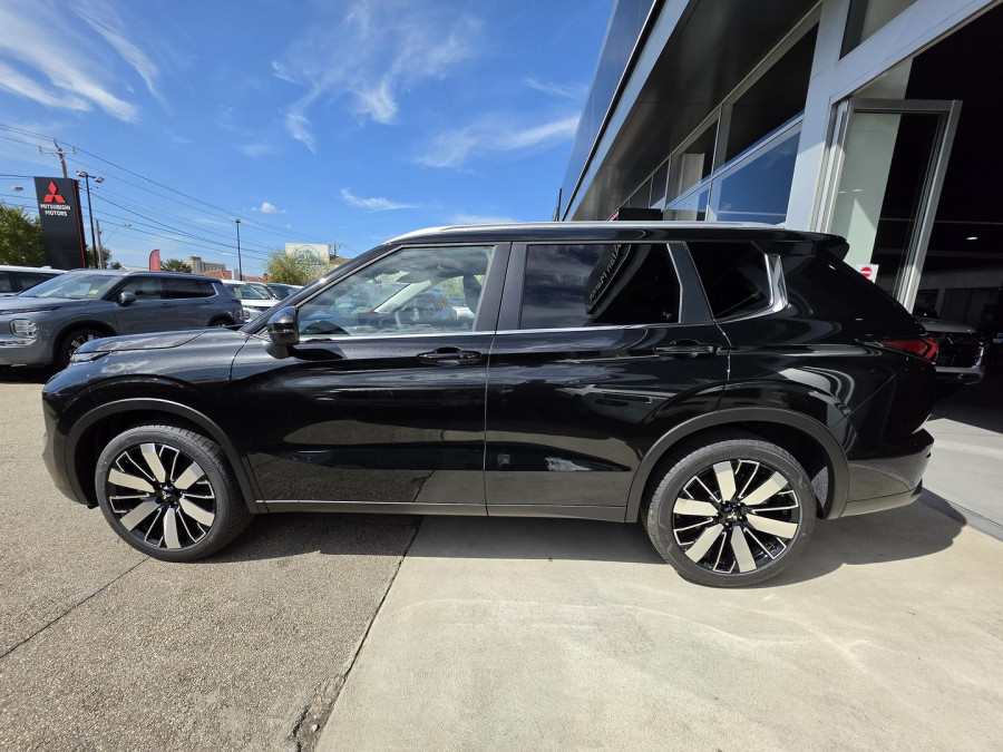 2026 MY25 Mitsubishi Outlander ZM Aspire SUV Image 2