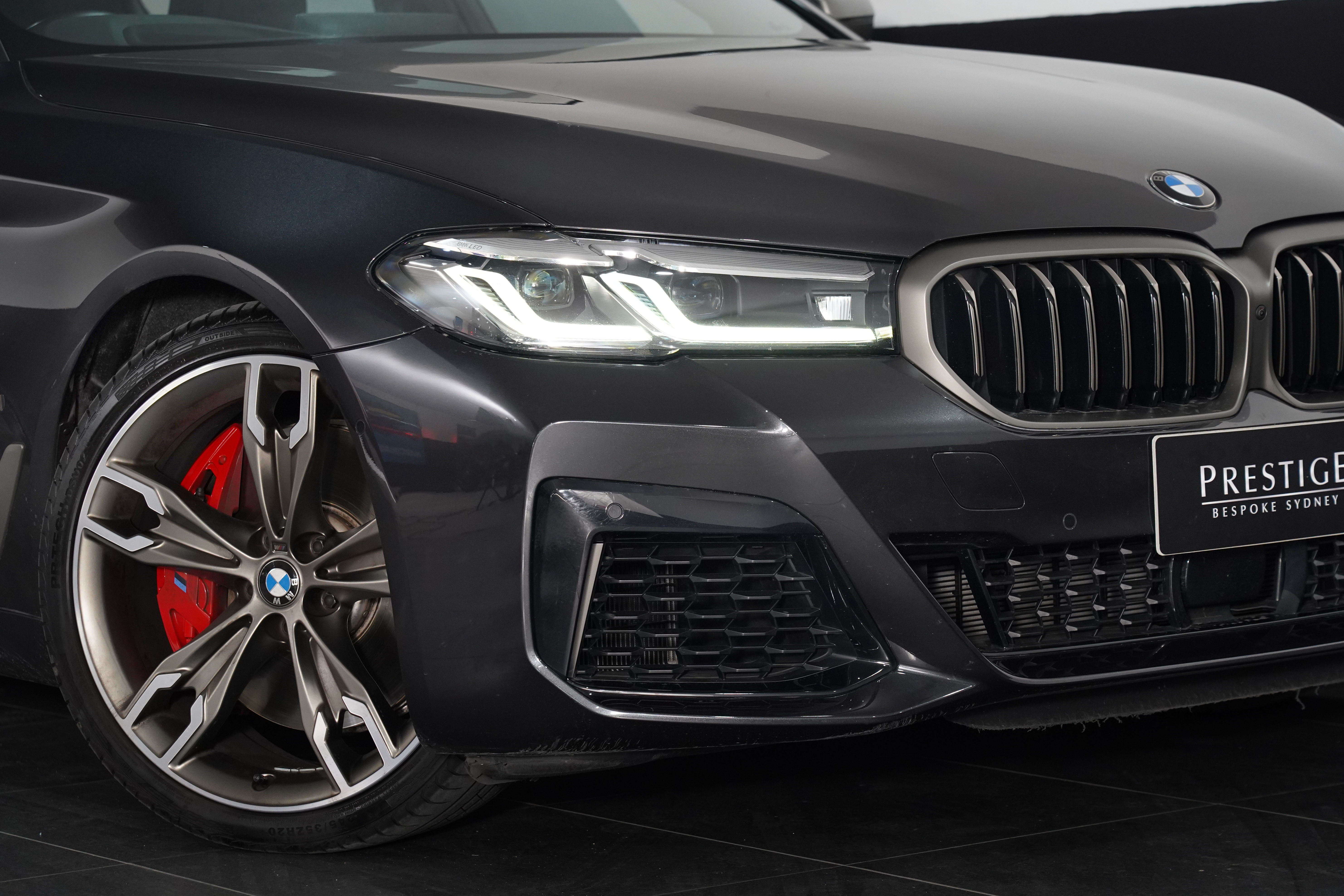2022 BMW V8TT M550i Xdrive Pure Lci Sedan Image 12