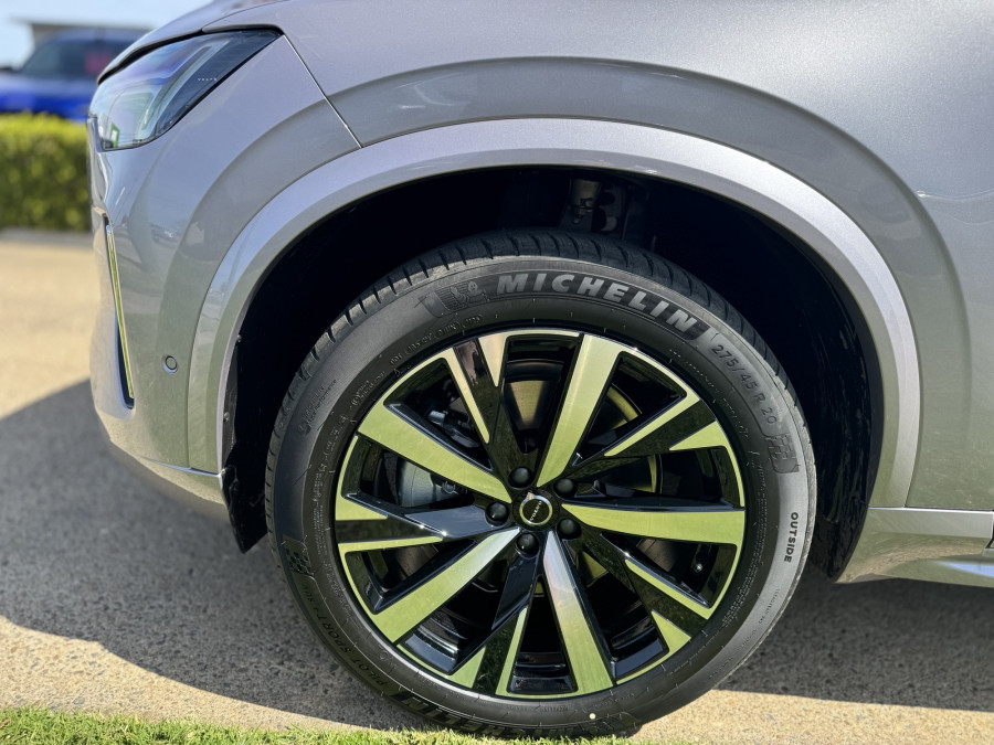 2025 MY26 Volvo XC90 L Series Plus B5 Bright SUV Image 8