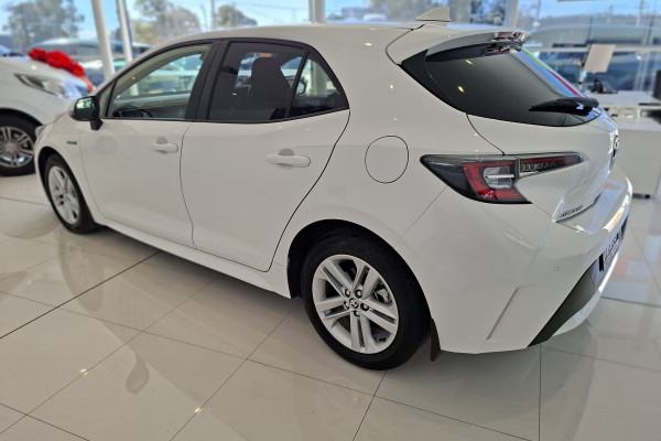 2022 Toyota Corolla ZWE219R  SX Hybrid Hatch Image 6