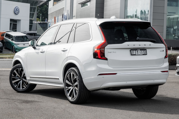 2026 Volvo XC90 L Series Plus B5 Bright SUV Image 2