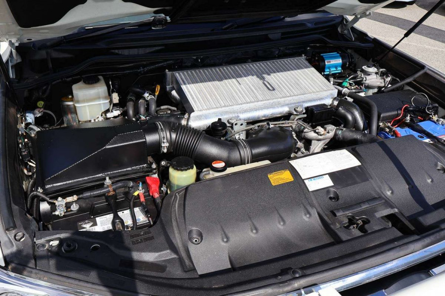 2016 Toyota LandCruiser VDJ200R VX SUV Image 7
