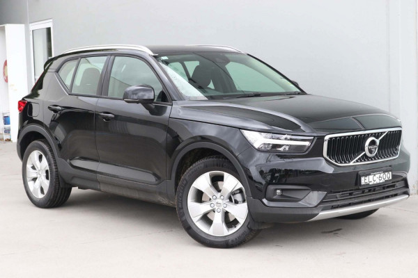 Volvo XC40 T4 Momentum XZ