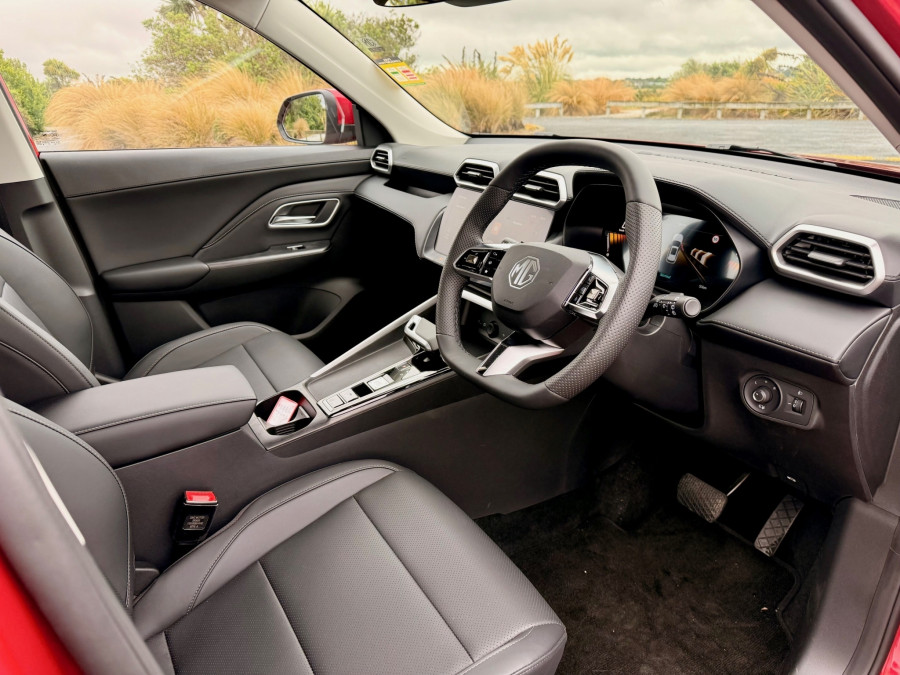 2026 MG ZS ZS32 Essence SUV Image 8