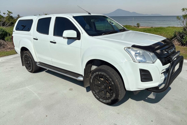 2018 Isuzu D-MAX TF SX High Ride Ute Image 2