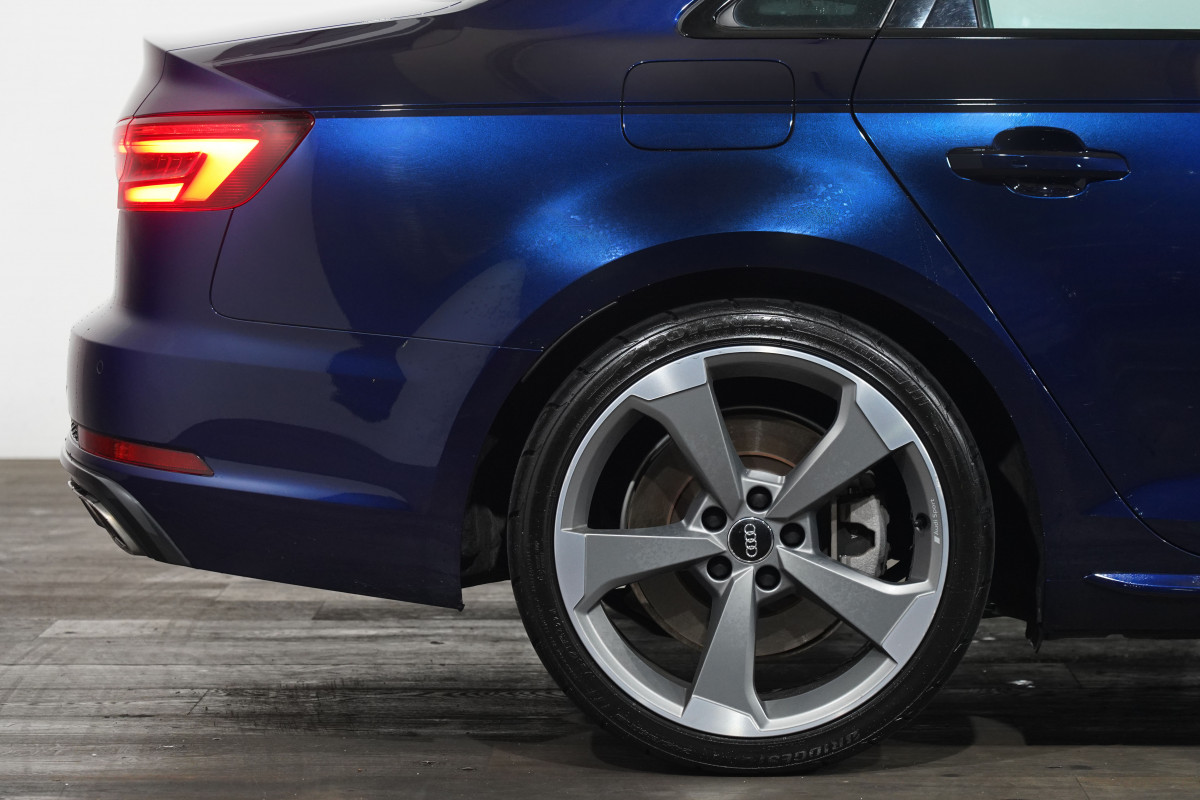 2020 Audi A4 45 Tfsi Quattro S Tronic Sport Sedan Image 6