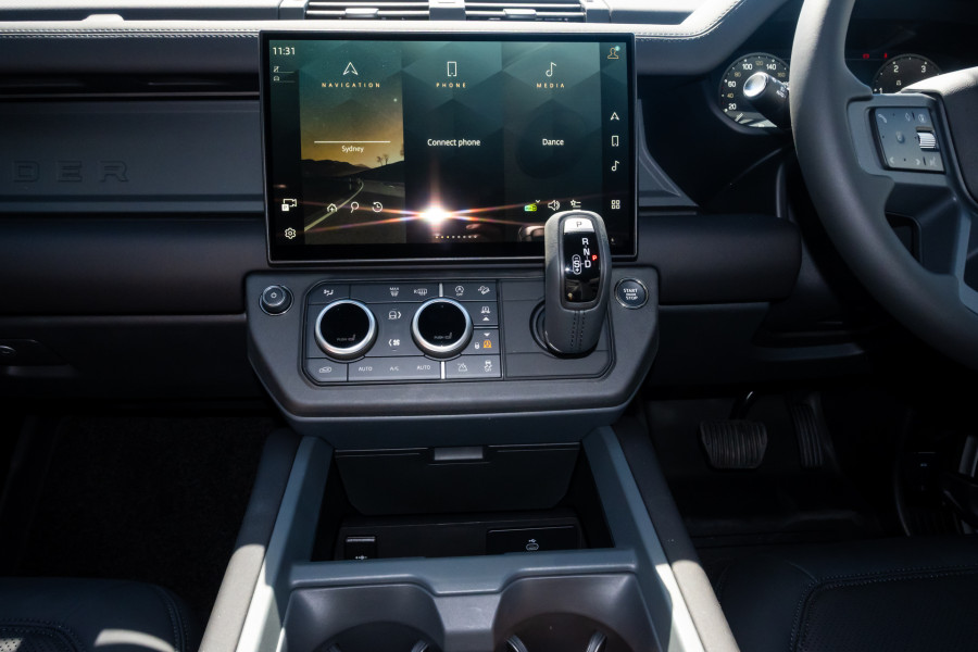2026 Land Rover Defender L663 110 D350 X-Dynamic SE SUV