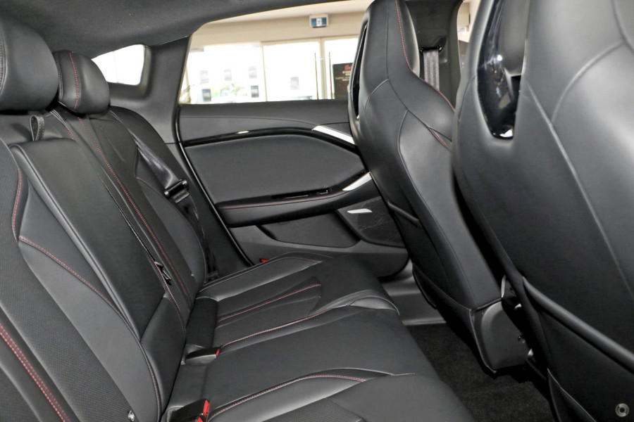 2026 MY25 MG MG7 IP42 Essence Sedan Image 9
