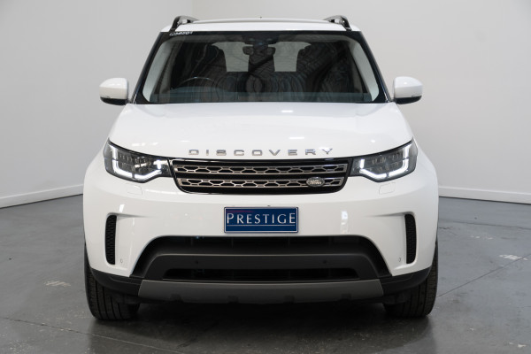 2019 Land Rover Discovery Series 5 SE SUV Image 8