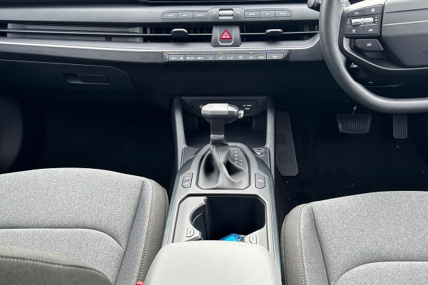 2025 MY26 Kia K4 CL4m S Hatch Image 17