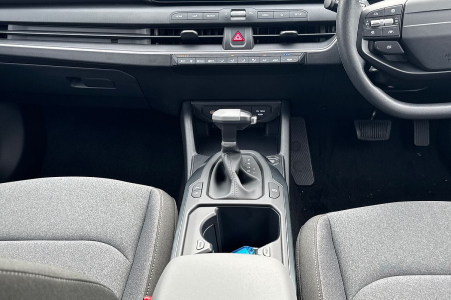 2025 MY26 Kia K4 CL4m S Hatch Image 17