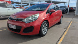 2012 MY13 Kia Rio UB S Hatch image 3
