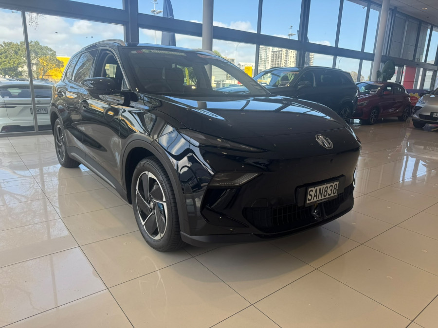 2026 MG MGS5 EV Essence 49 SUV Image 1