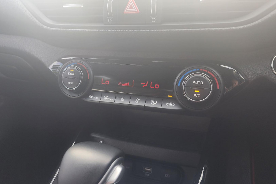 2021 MY22 Kia Cerato BD Sport Hatch Image 21