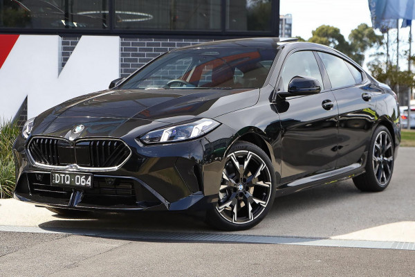 2025 BMW 2 Series F74 220 M Sport Sedan image 3