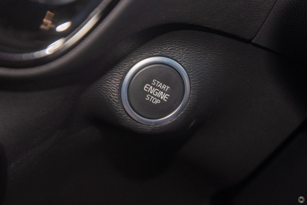 2026 Volvo XC40 XZ Plus B4 SUV Image 12