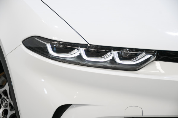 2023 Alfa Romeo Tonale Veloce SUV Image 2