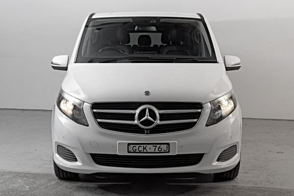 2020 Mercedes-Benz V-Class 447 V220 d People Mover image 4