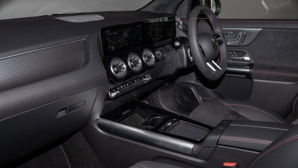 2026 Mercedes-Benz GLA-Class H247 GLA200 SUV image 8