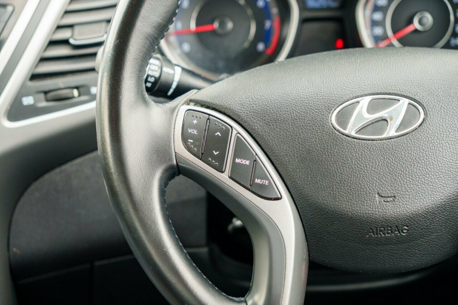 2013 Hyundai Elantra MD3 Trophy Sedan Image 10