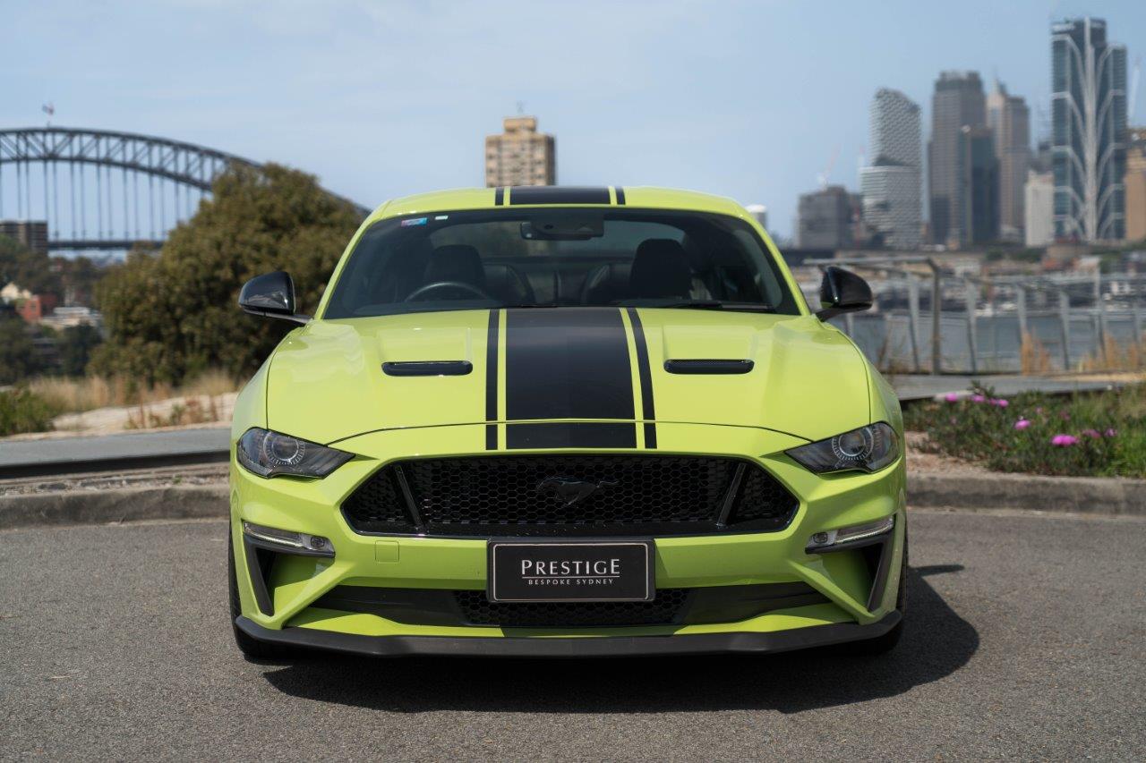 2020 Ford Mustang R-Spec Coupe Image 3