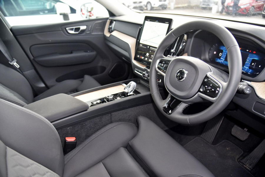 2025 MY26 Volvo XC60 UZ Plus B5 Bright SUV Image 7