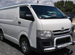Toyota Hiace LWB TRH201R 