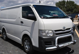 Toyota Hiace LWB TRH201R 