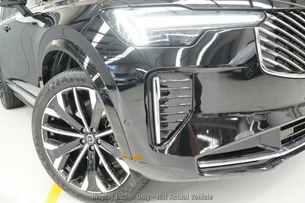 2026 Volvo XC90 L Series Ultra B5 Dark SUV Image 2