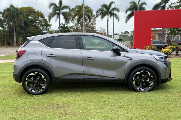 2025 Mitsubishi ASX XE Aspire SUV Image 9