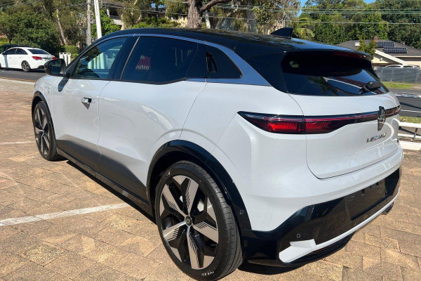 2023 MY24 Renault Megane E-Tech XCB Techno EV60 Hatch Image 5