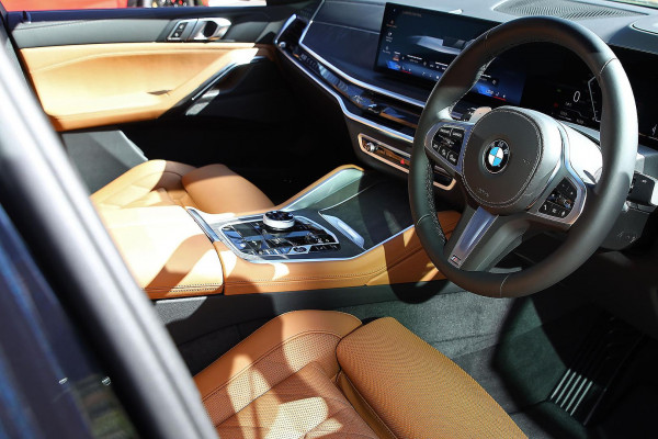 2026 BMW X6 G06 LCI xDrive30d M Sport SUV image 12