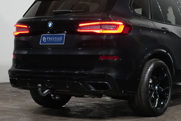 2022 BMW X5 xDrive30d SUV image 8
