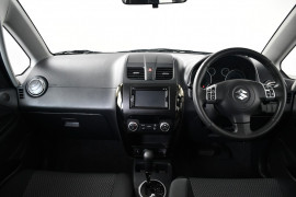 2013 Suzuki Sx4 GYA MY13 Crossover Hatchback Image 5