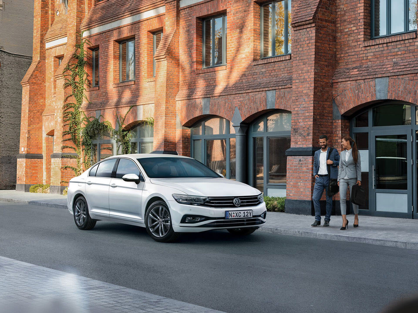 Charms passersby Exterior Image