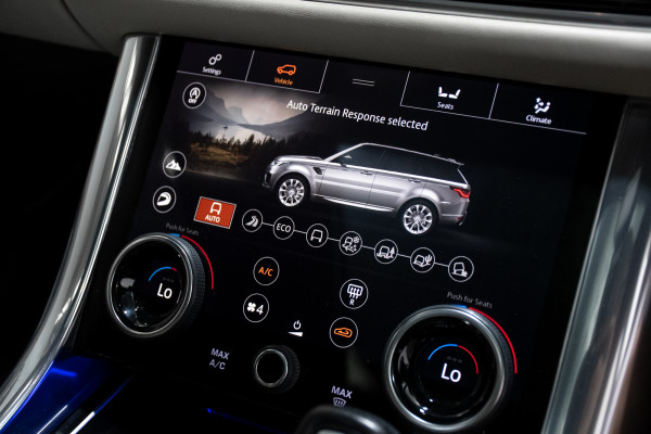 2018 Land Rover Range Rover Autobiography SUV image 24