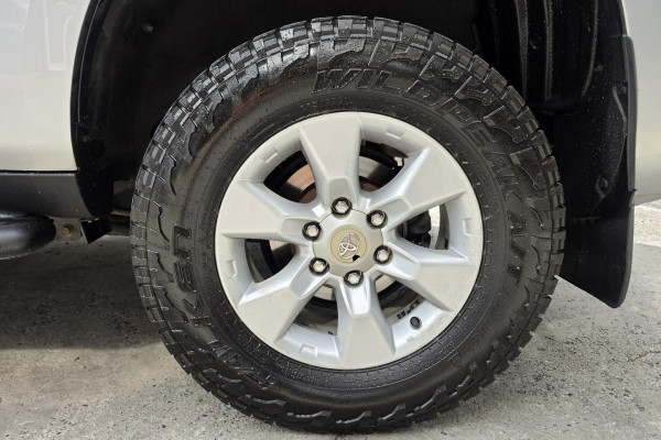 2013 MY14 Toyota LandCruiser Prado GDJ150R GX SUV Image 26