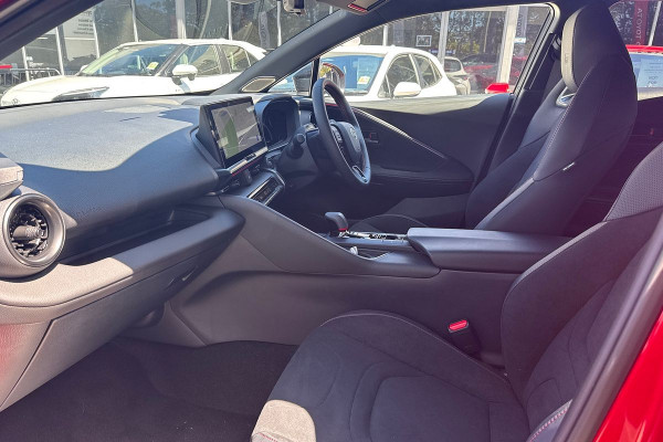 2025 Toyota C-HR MAXH25R (Hybrid) GR Sport SUV Image 19