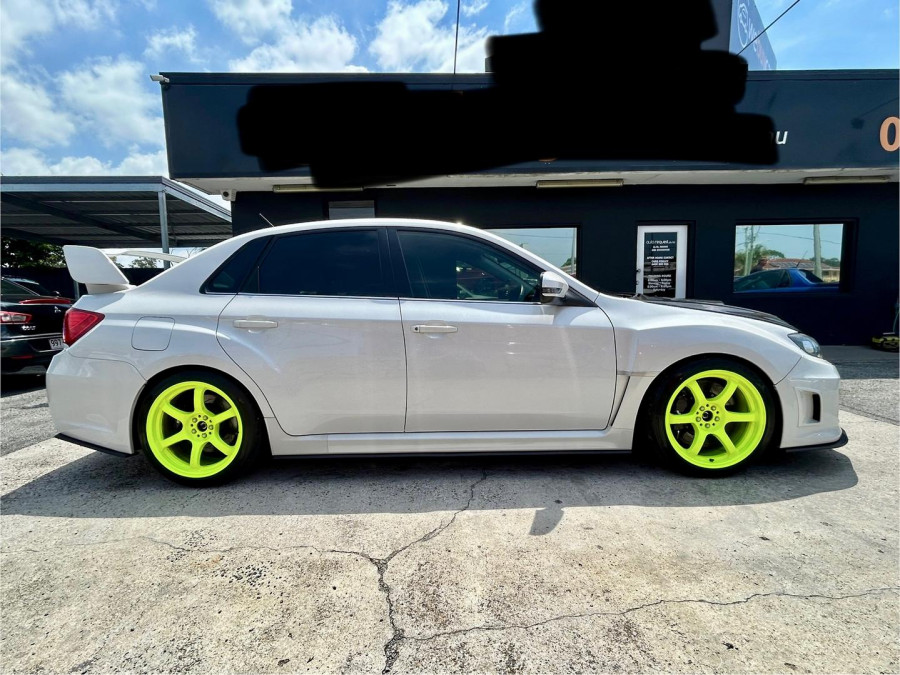2011 Subaru Impreza G3 2.0i Premium Sedan Image 4