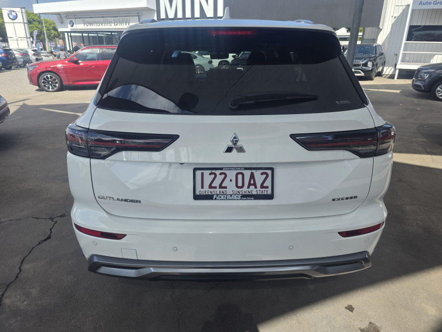 2025 Mitsubishi Outlander ZM Exceed SUV Image 6