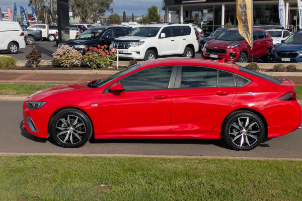 2018 Holden Commodore ZB RS Liftback Image 4