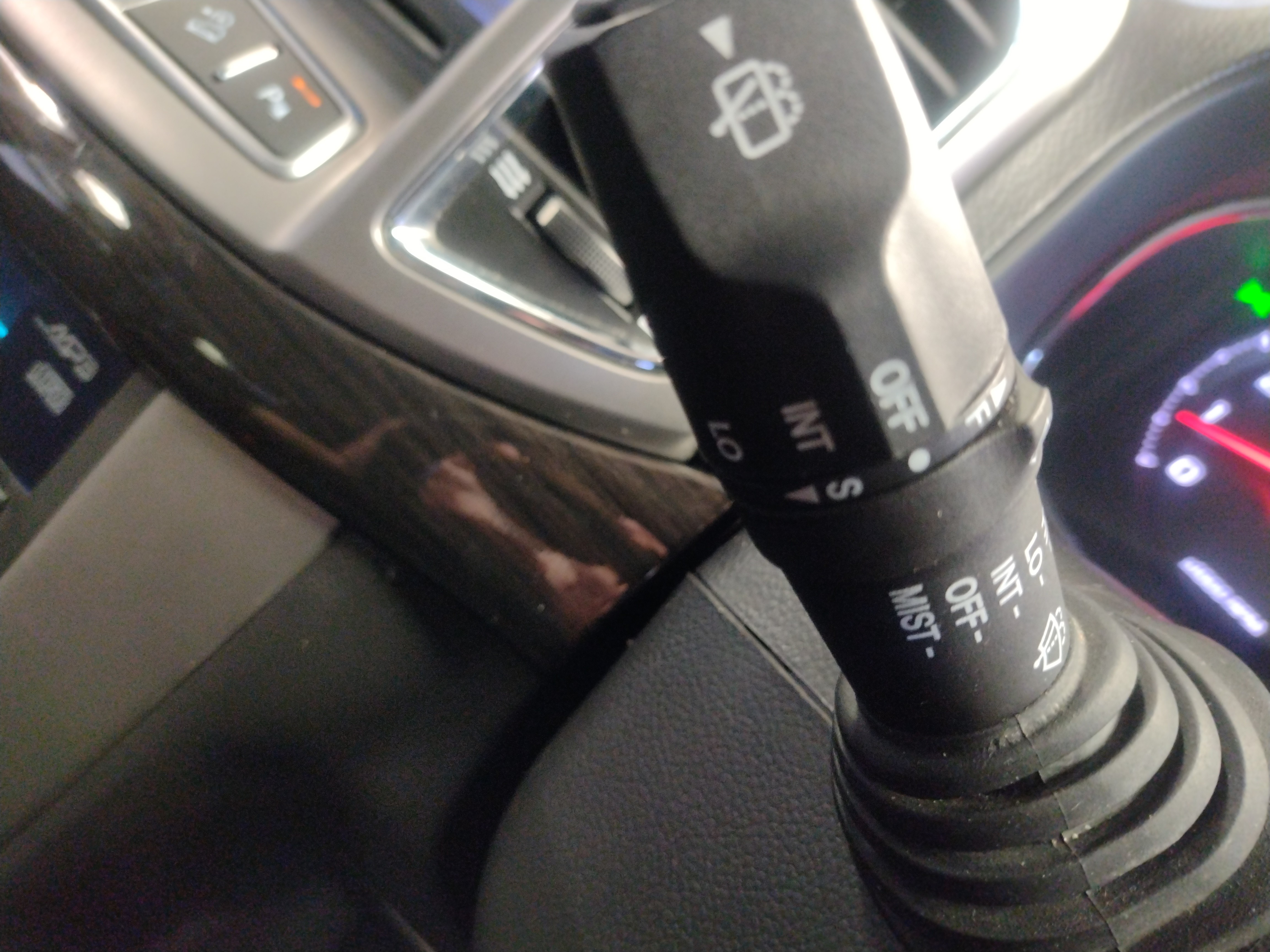 2014 Holden Captiva CG LTZ SUV Image 21