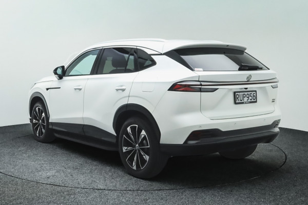 2026 MG HS Plug-in Hybrid Essence SUV Image 7