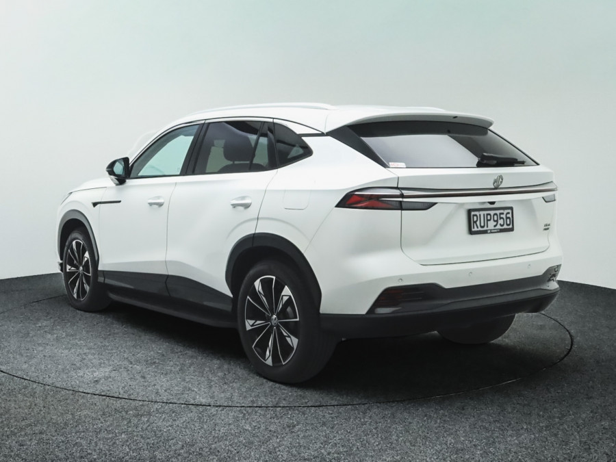 2026 MG HS Plug-in Hybrid Essence SUV Image 7