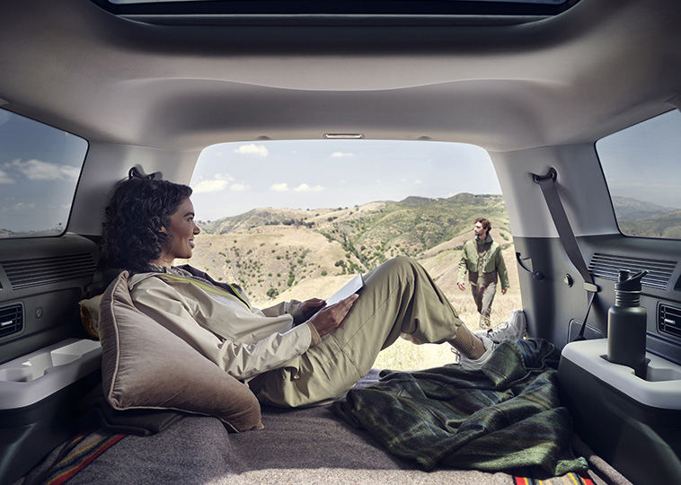 Wide tailgate space Image