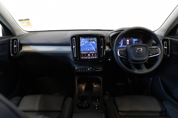 2025 MY26 Volvo XC40 XZ Plus B4 SUV Image 4
