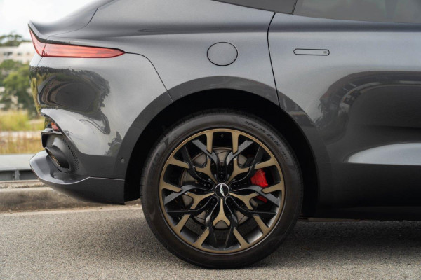 2021 Aston Martin DBX 1913 Edition SUV Image 10